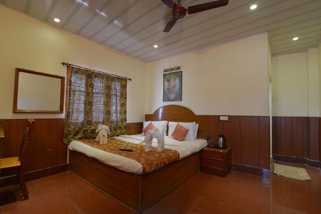 Lodge Tusker Towers *